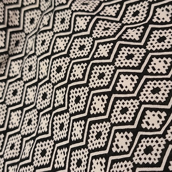 Hurley maxi dress size large black & white super soft low back side slits - Picture 6 of 7